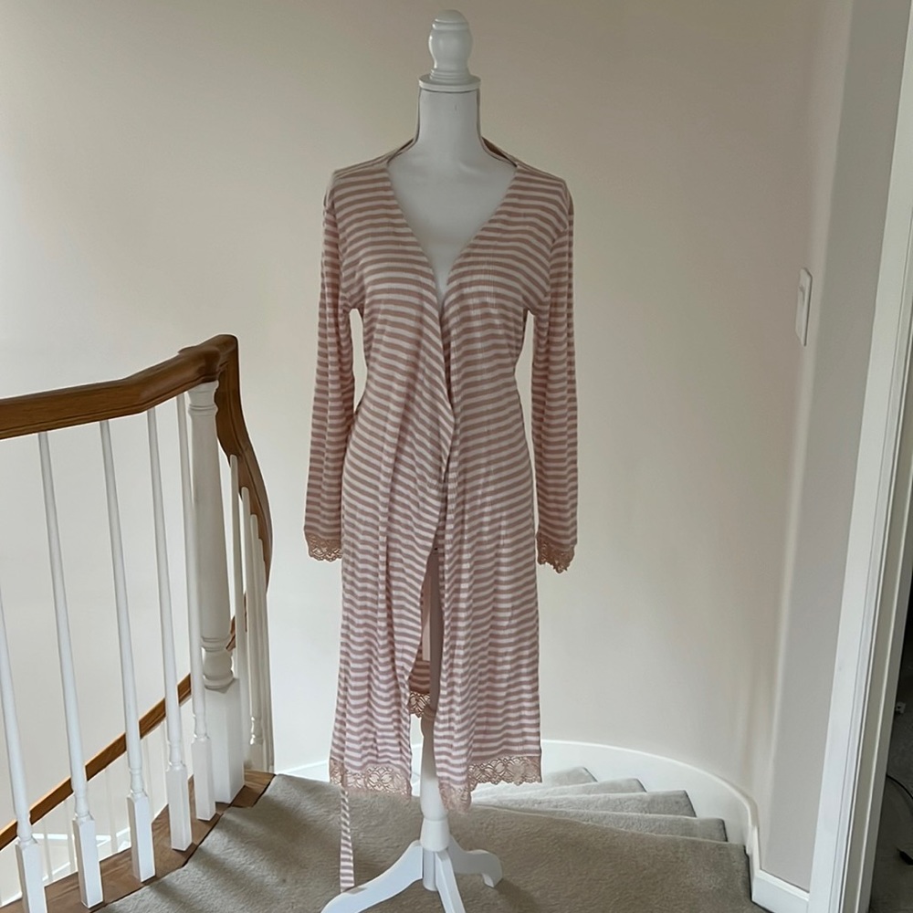Used Rachel Parcell Dressing gown